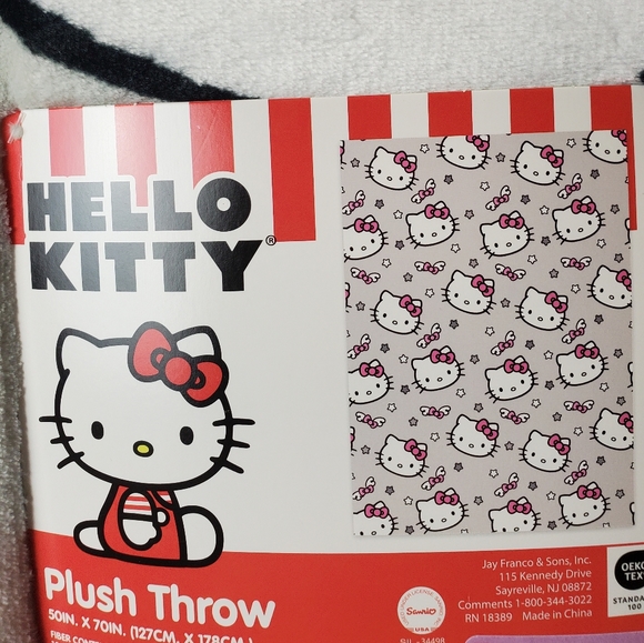 HELLO KITTY Sanrio grey angel wings stars   plush throw blanket - Picture 3 of 3